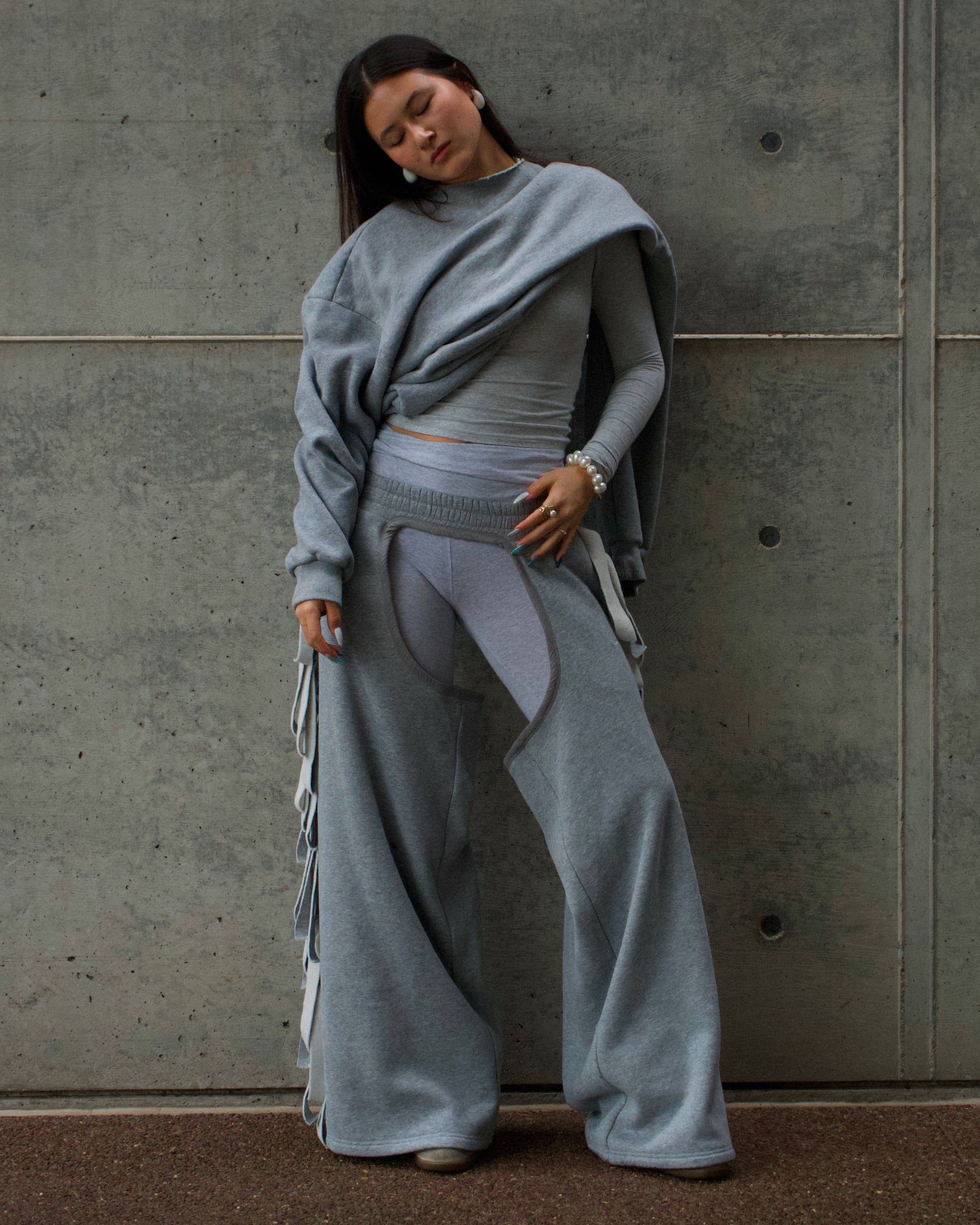 Essential Wide-Leg Sweatpants Chaps— Gray