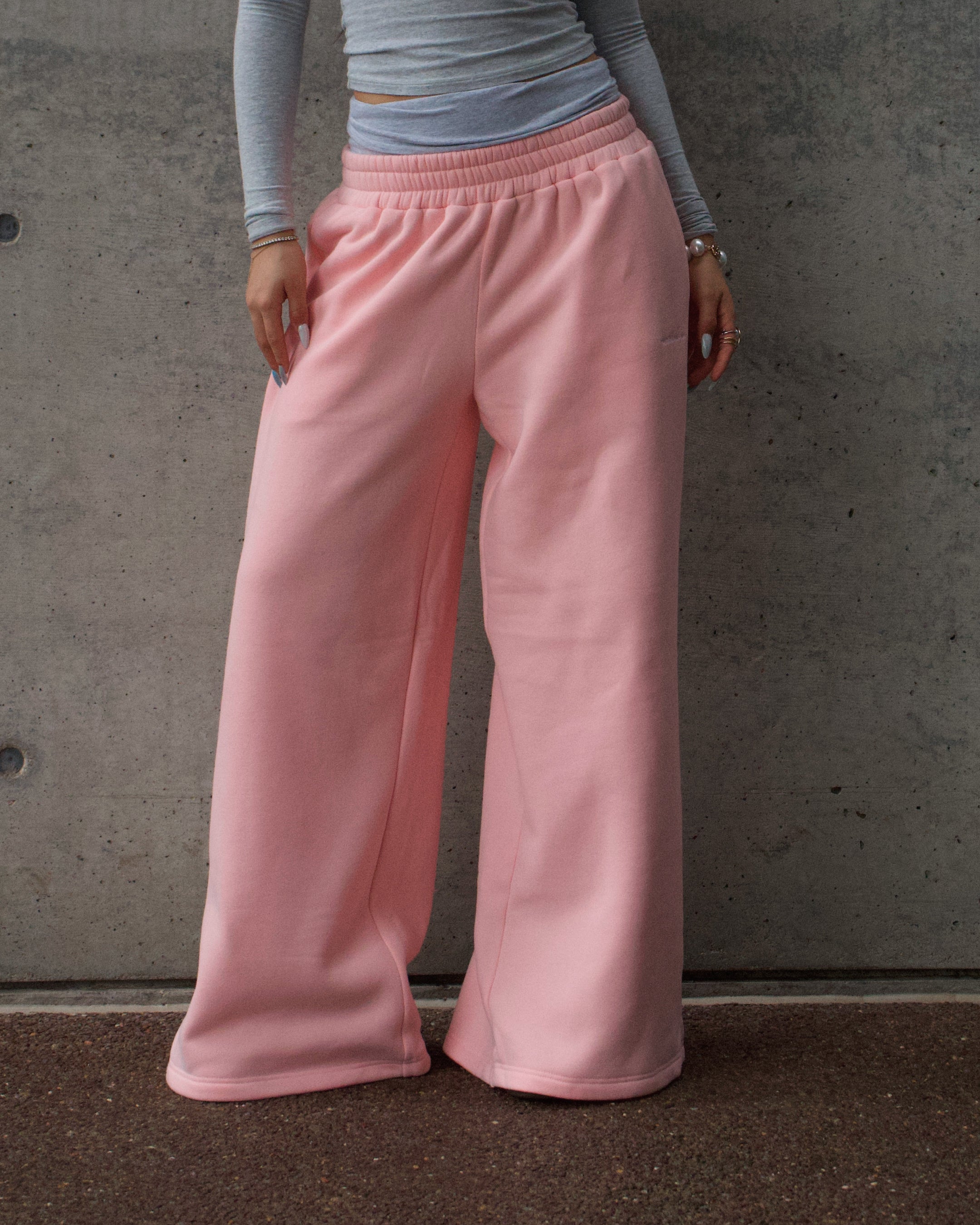 Essential Unisex Wide Leg Sweatpants - Pink