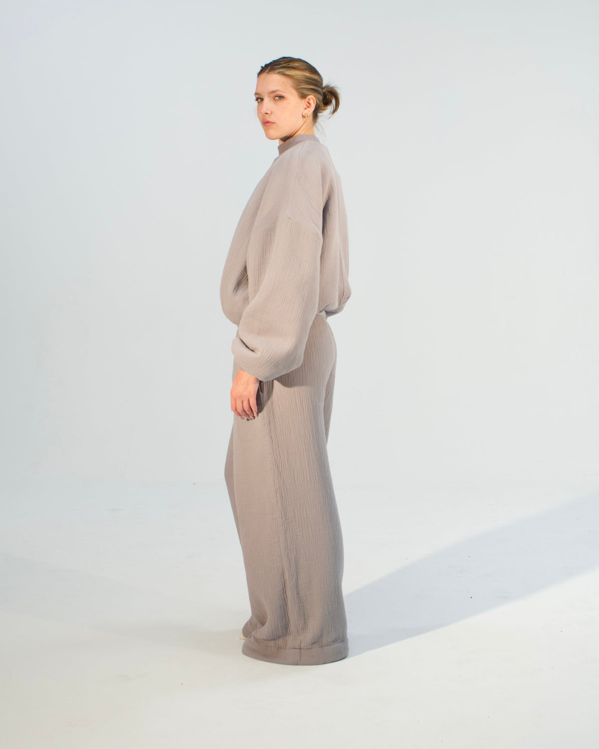 Homebody Blanket Crewneck - Gray