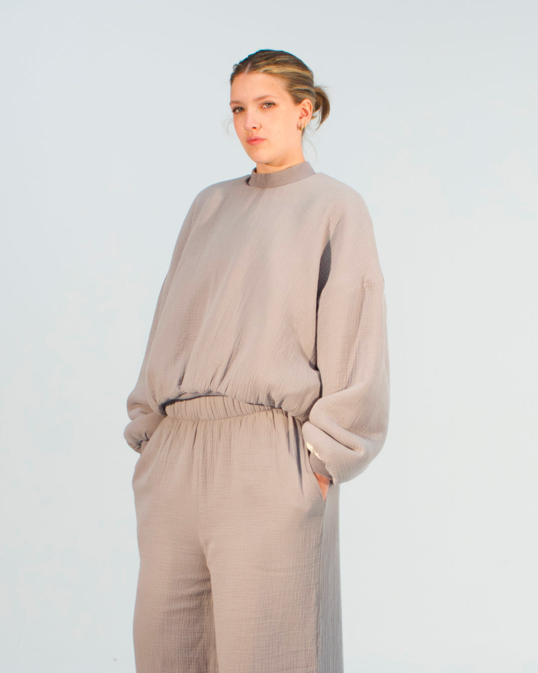 Homebody Blanket Crewneck - Gray