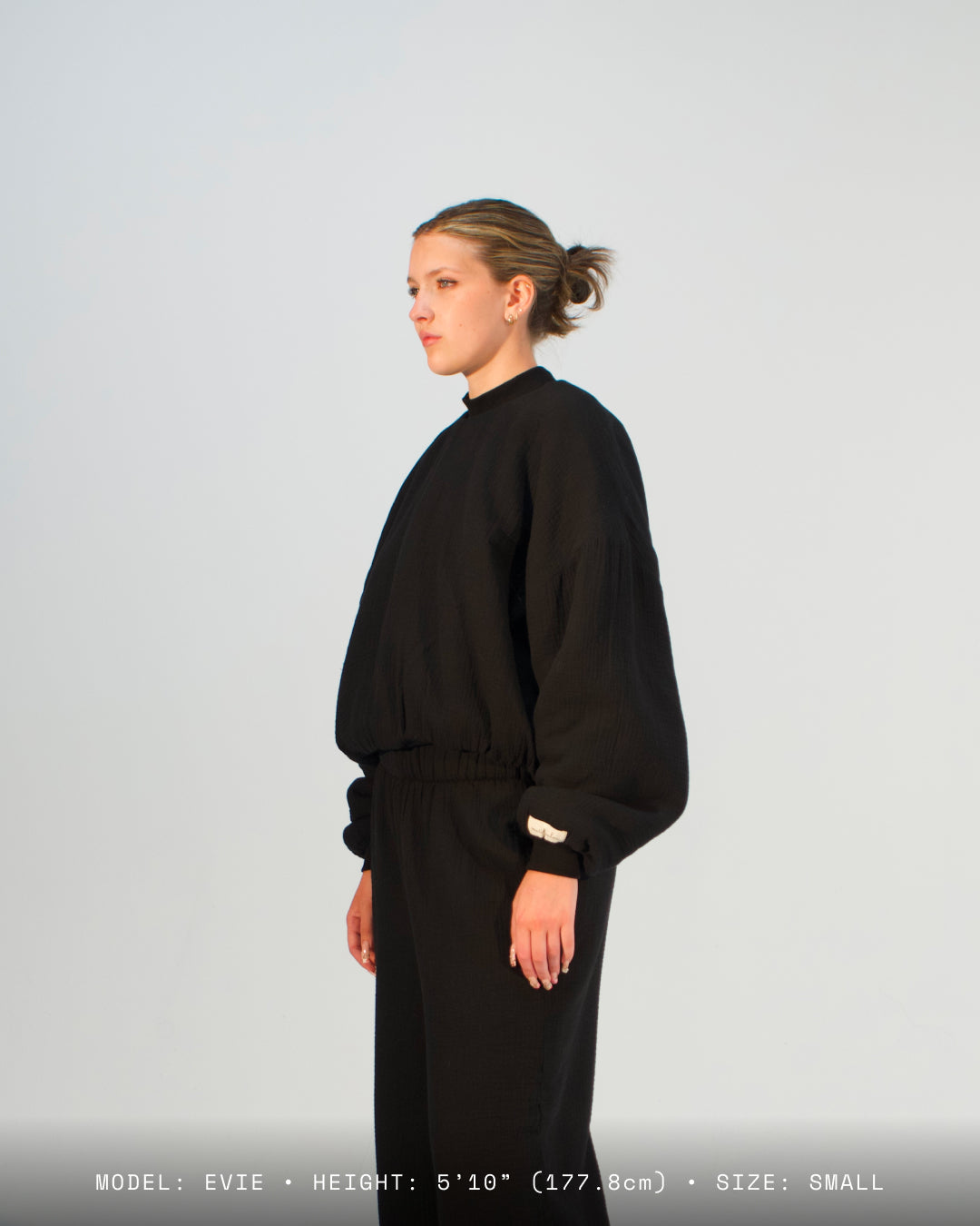 Homebody Blanket Crewneck - Black