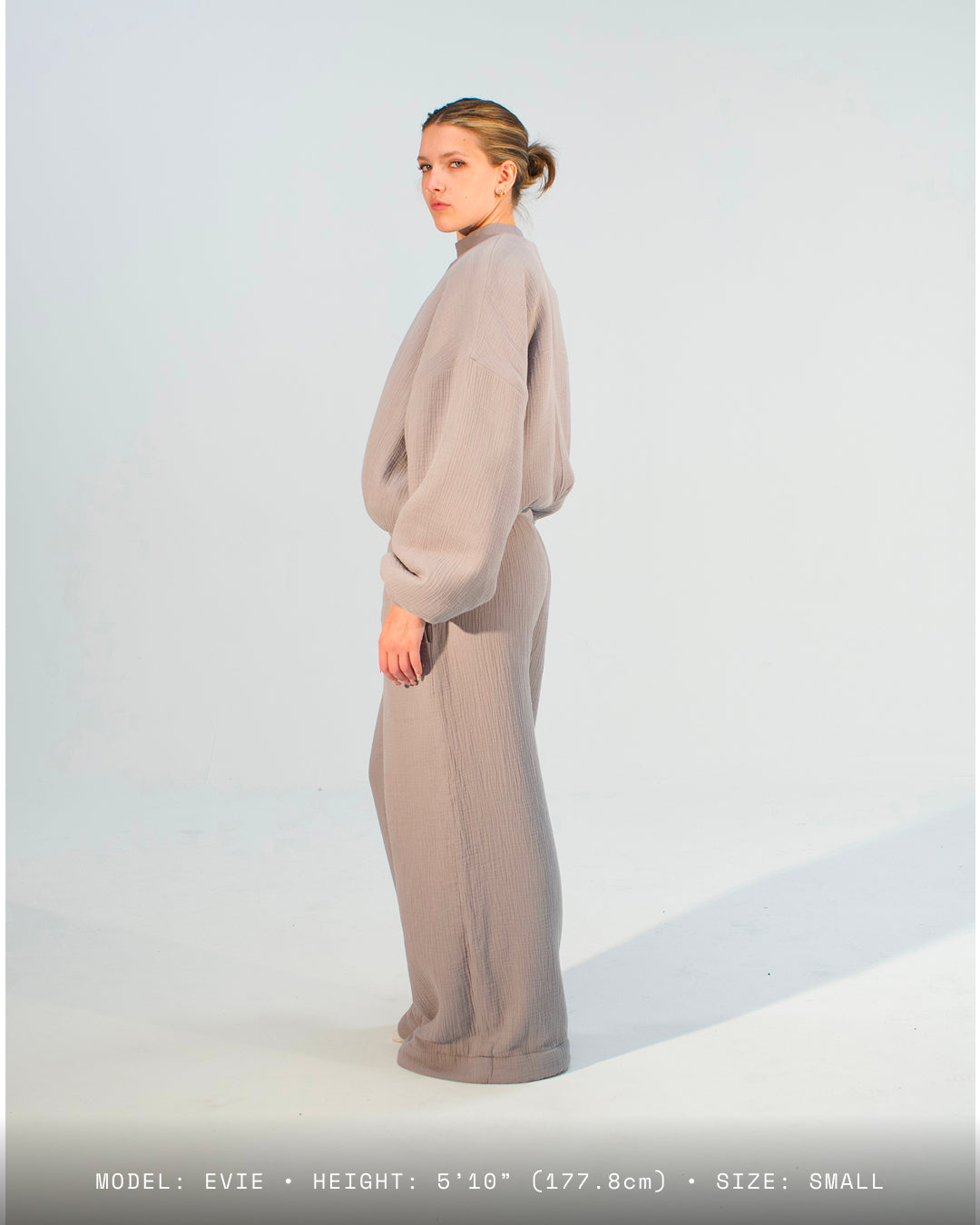 Homebody Blanket Crewneck - Gray