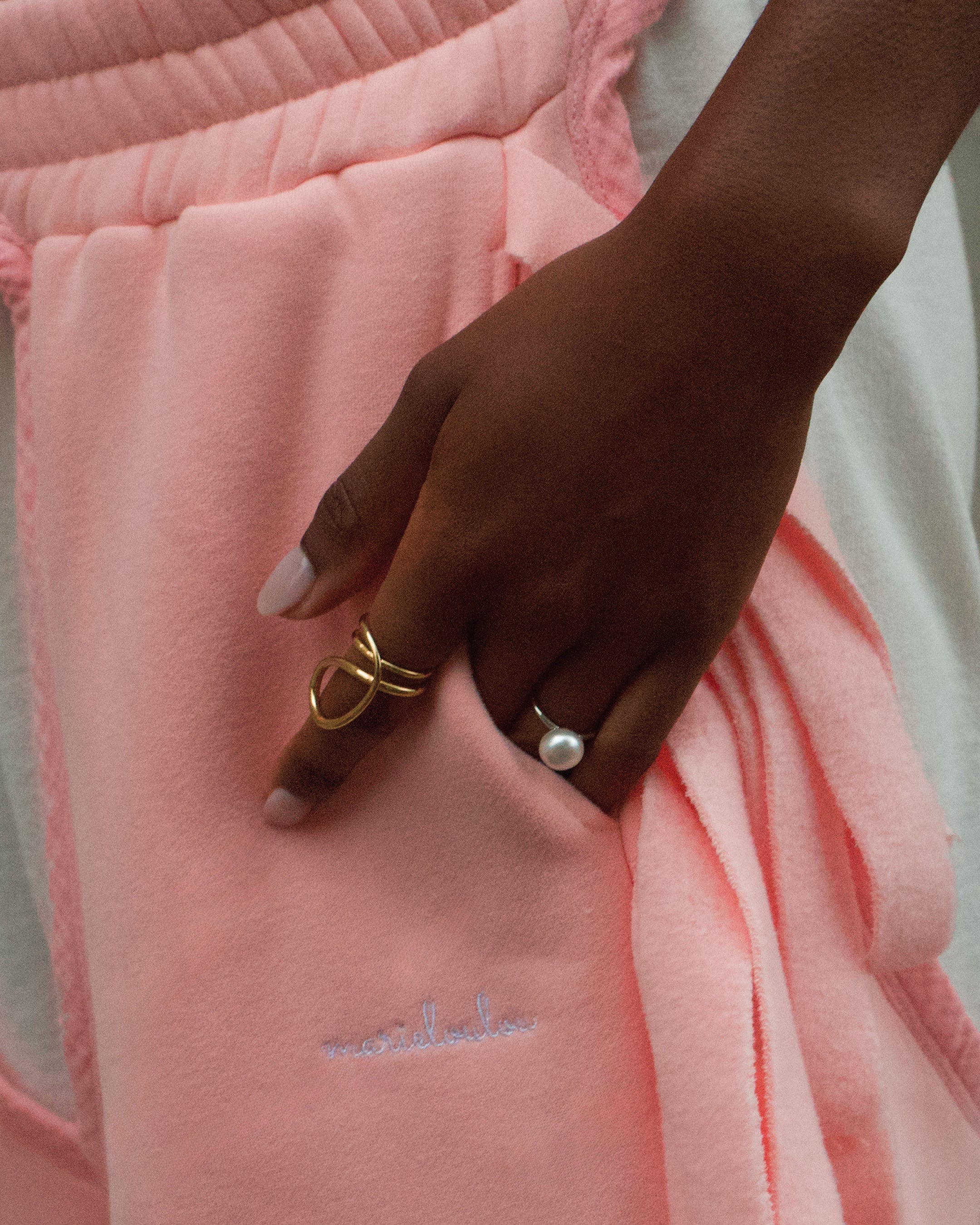 Essential Wide-Leg Sweatpants Chaps — Pink