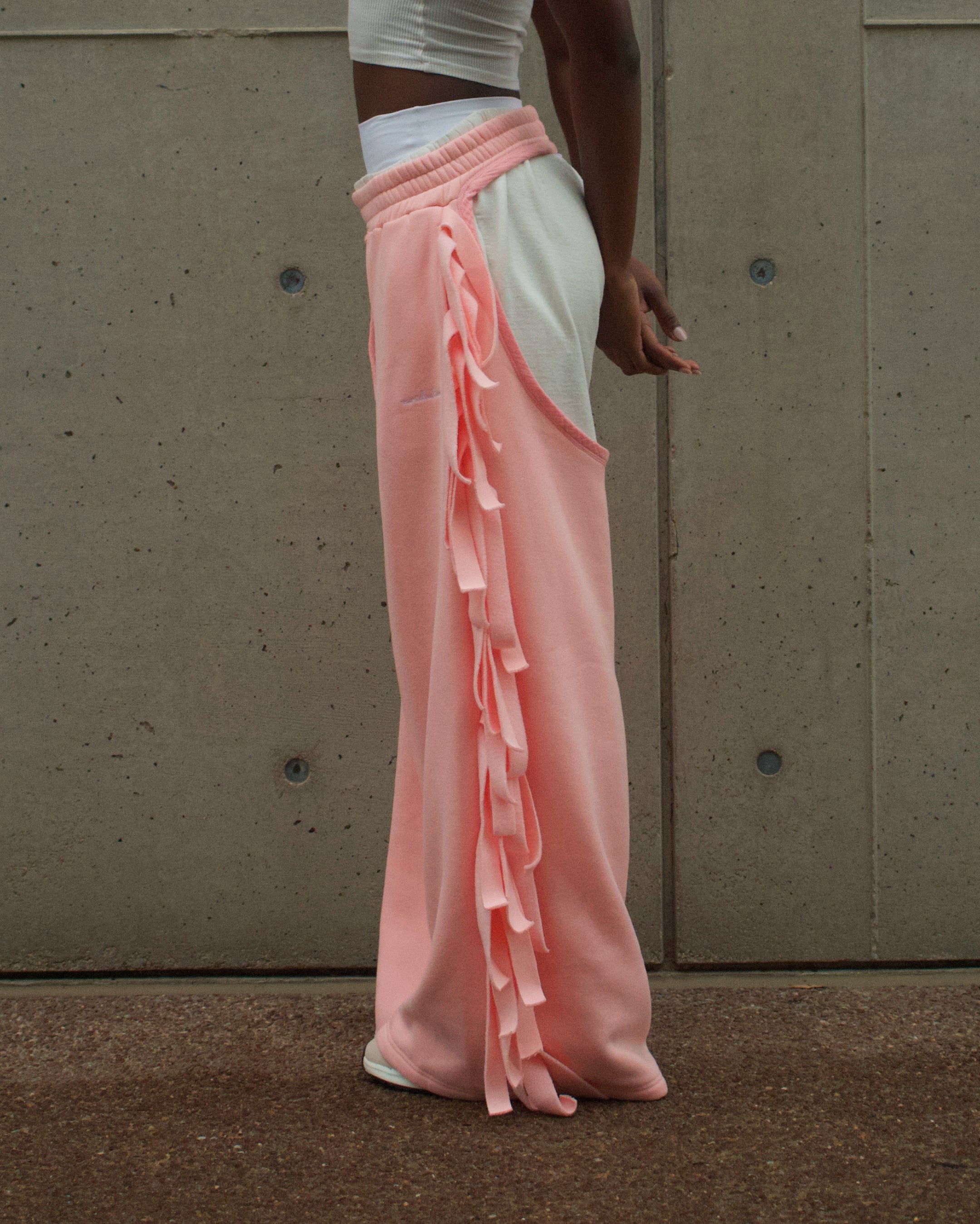 Essential Wide-Leg Sweatpants Chaps — Pink