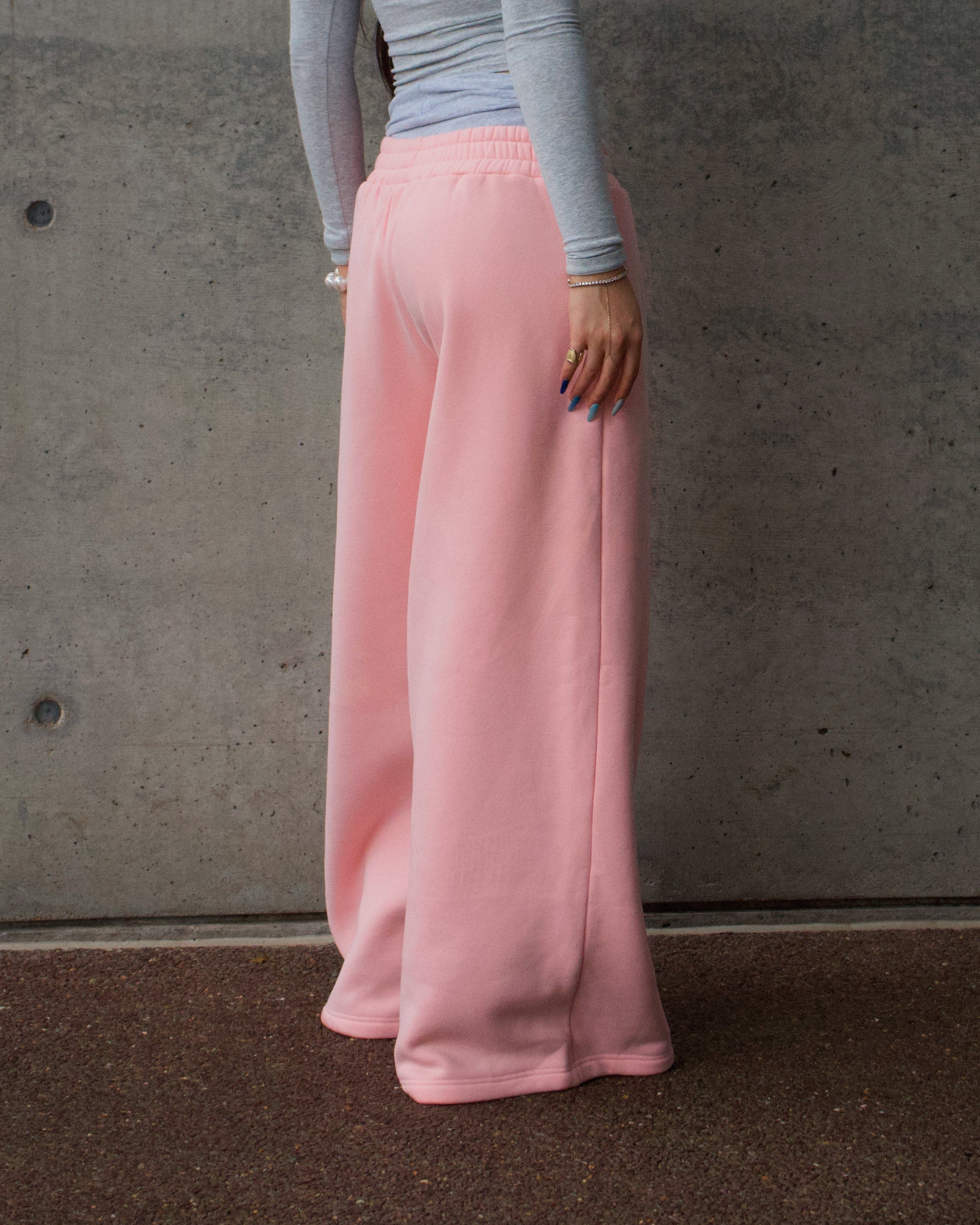 Essential Unisex Wide Leg Sweatpants - Pink