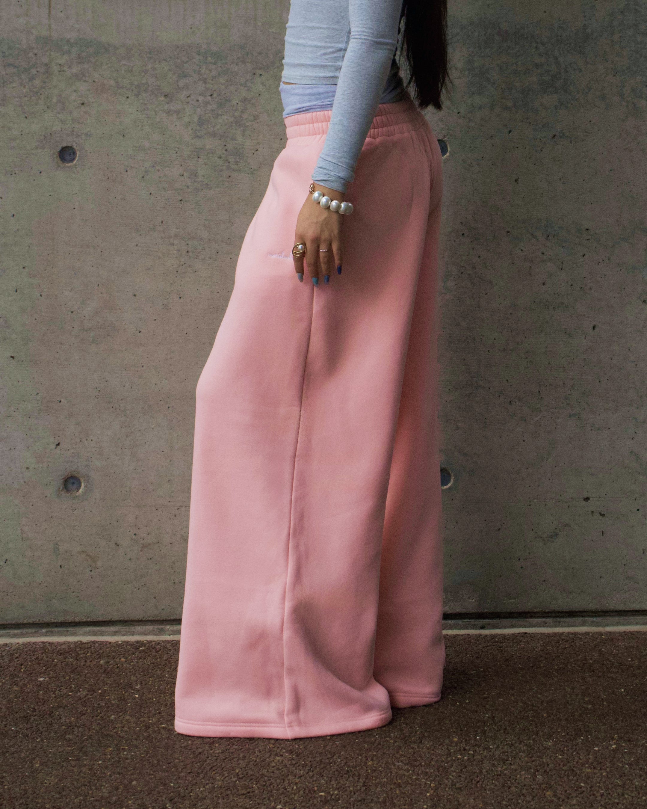 Essential Unisex Wide Leg Sweatpants - Pink