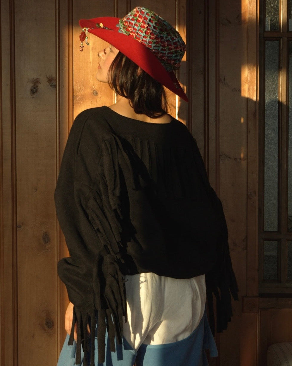 Cozy Cowboy Essential Fringe Crewneck Sweatshirt — Black