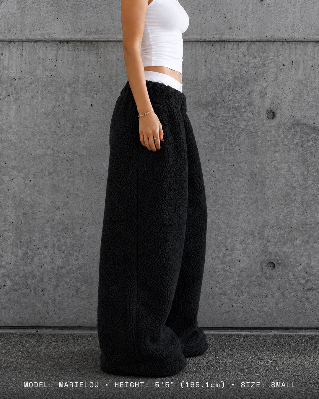 Homebody Full Sherpa Sweatpants - Low Rise - Black