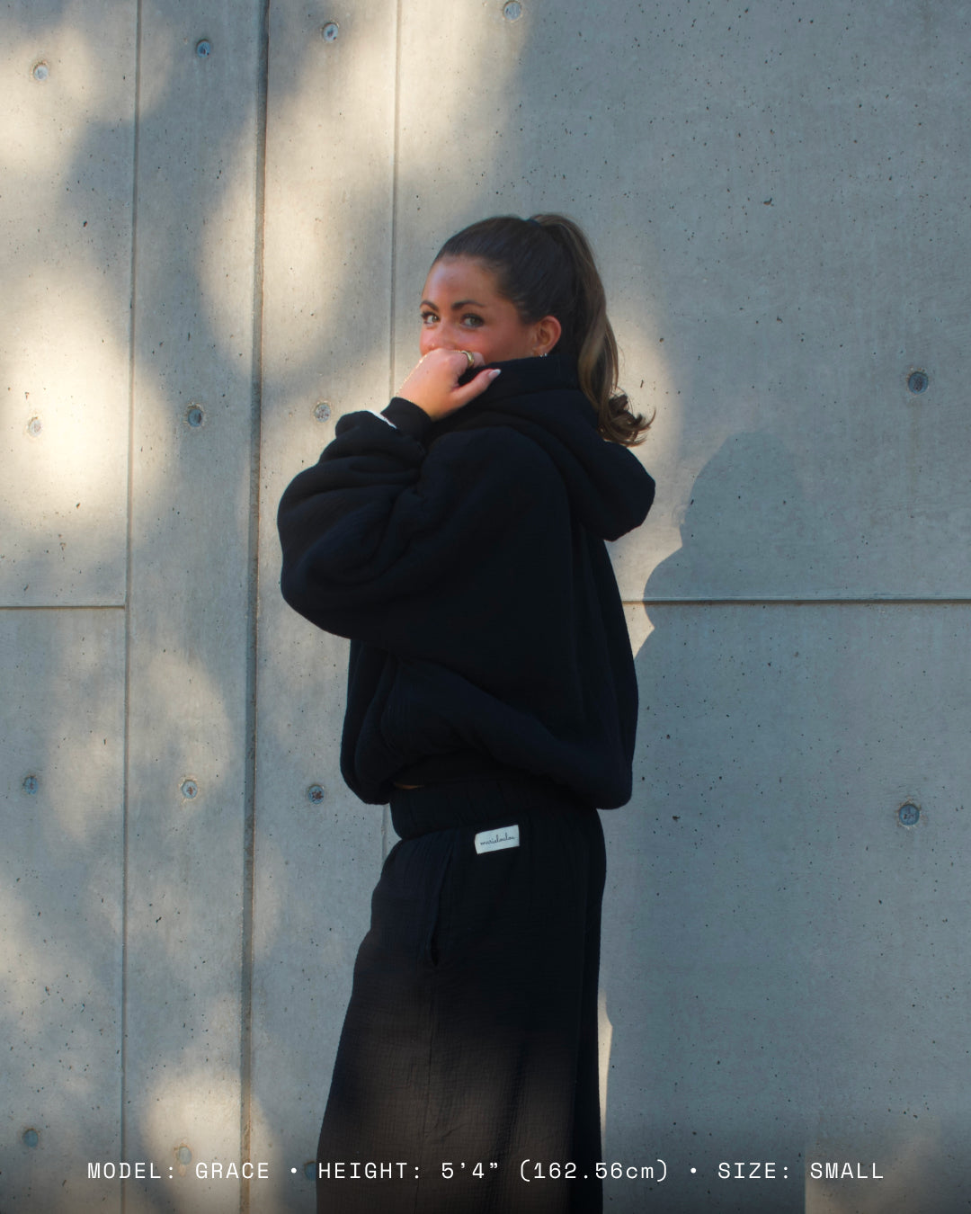 Homebody Blanket Hoodie - Black